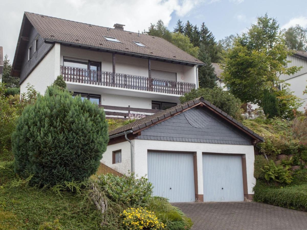 Chic In Niedersfeld Near Close To Hillebachsee Apartment